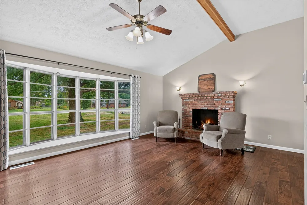 723 Valentine Lane Claremore, OK 74017