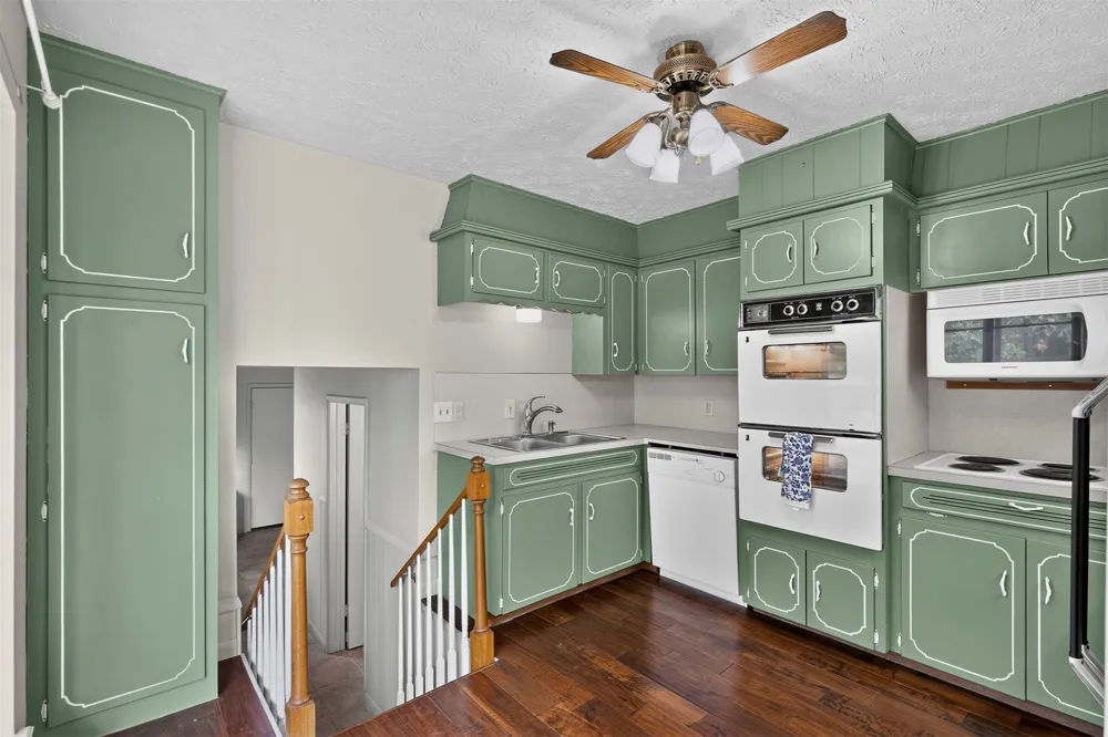 723 Valentine Lane Claremore, OK 74017