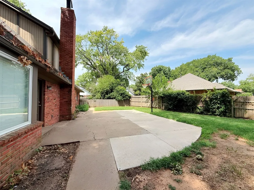 7043 E 77th Place Tulsa, OK 74133
