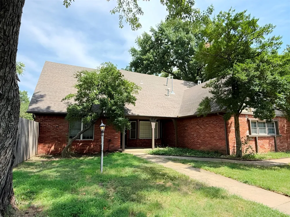 7043 E 77th Place Tulsa, OK 74133