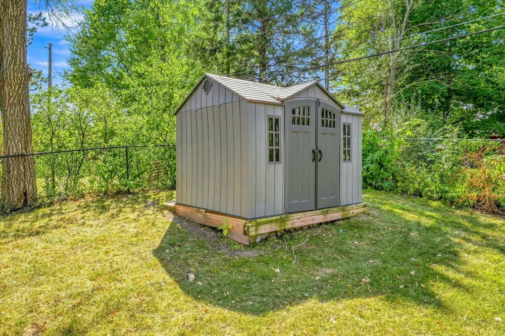 1339 Oak Street River Falls, WI 54022