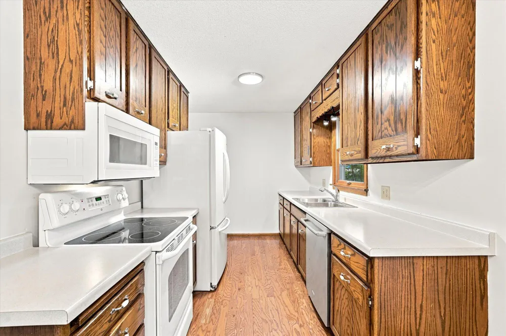 1339 Oak Street River Falls, WI 54022