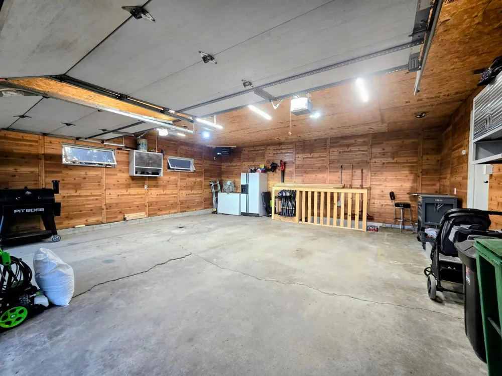 48635 600th Avenue Fairfax, MN 55332