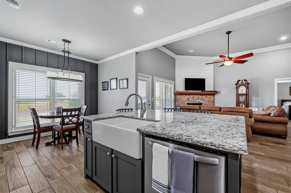 18 Paris Avenue Durant, OK 74701