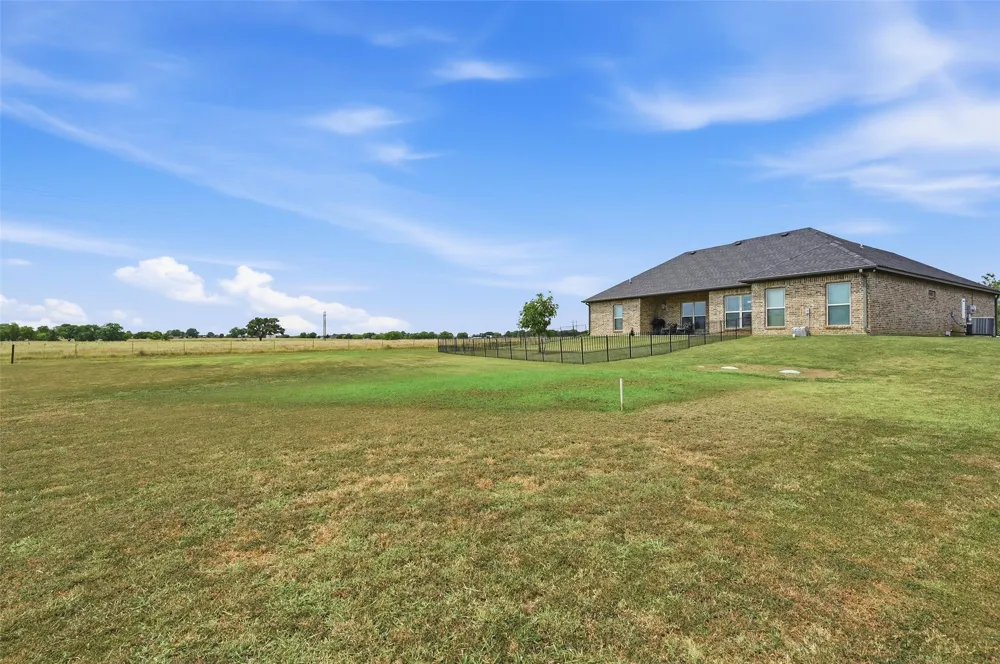 18 Paris Avenue Durant, OK 74701