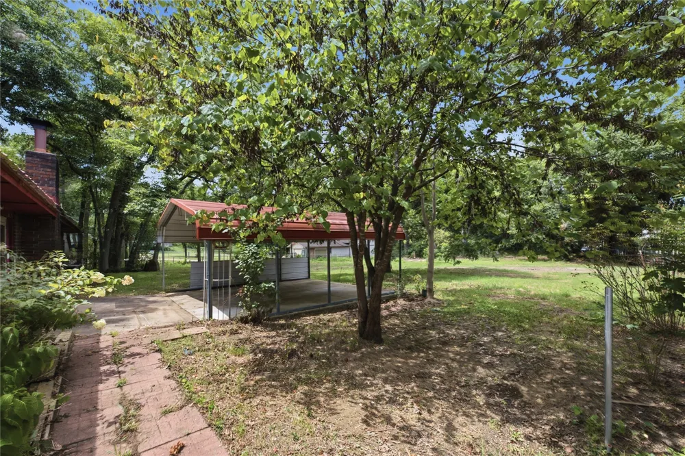 13925 E Crestview Road Claremore, OK 74019