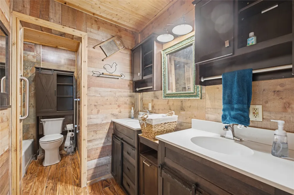 13925 E Crestview Road Claremore, OK 74019