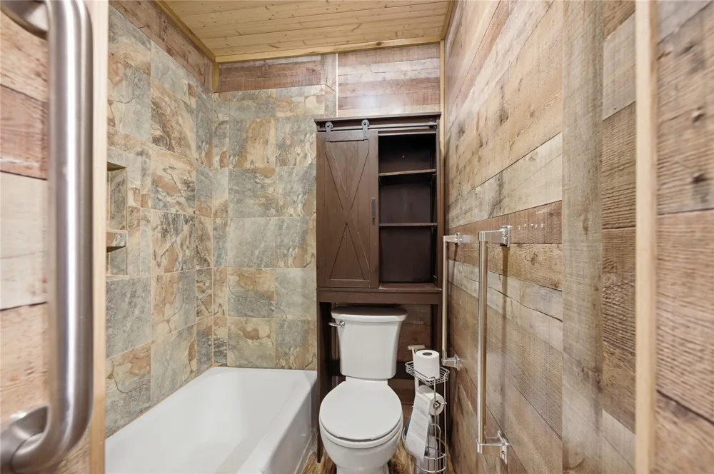 13925 E Crestview Road Claremore, OK 74019