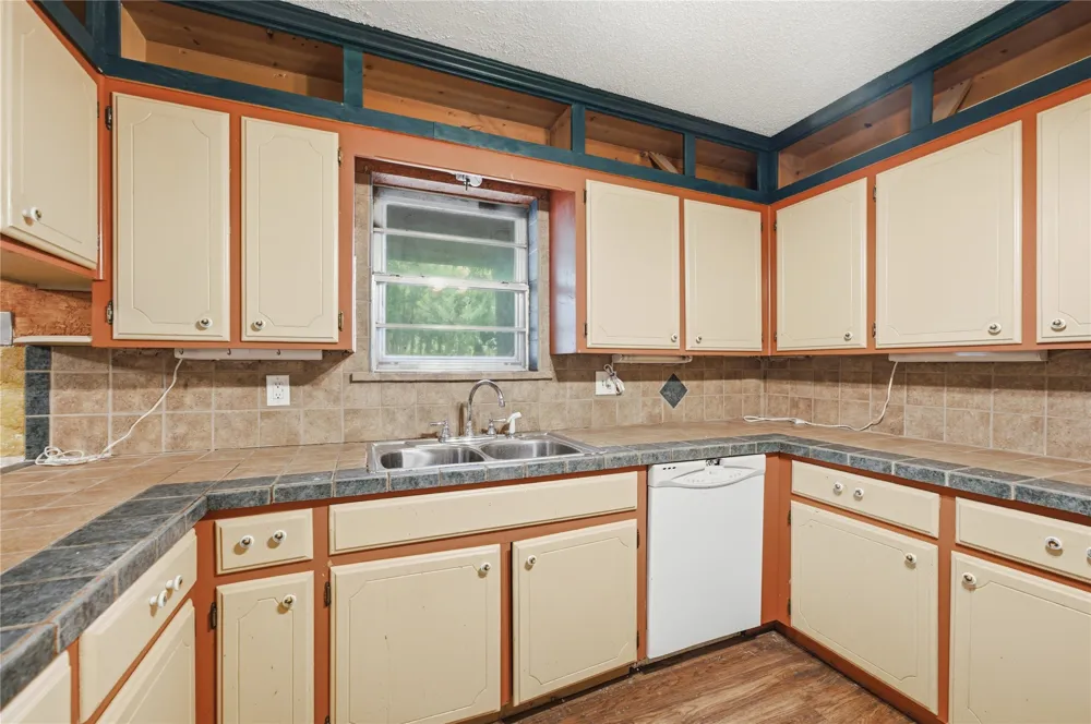 13925 E Crestview Road Claremore, OK 74019