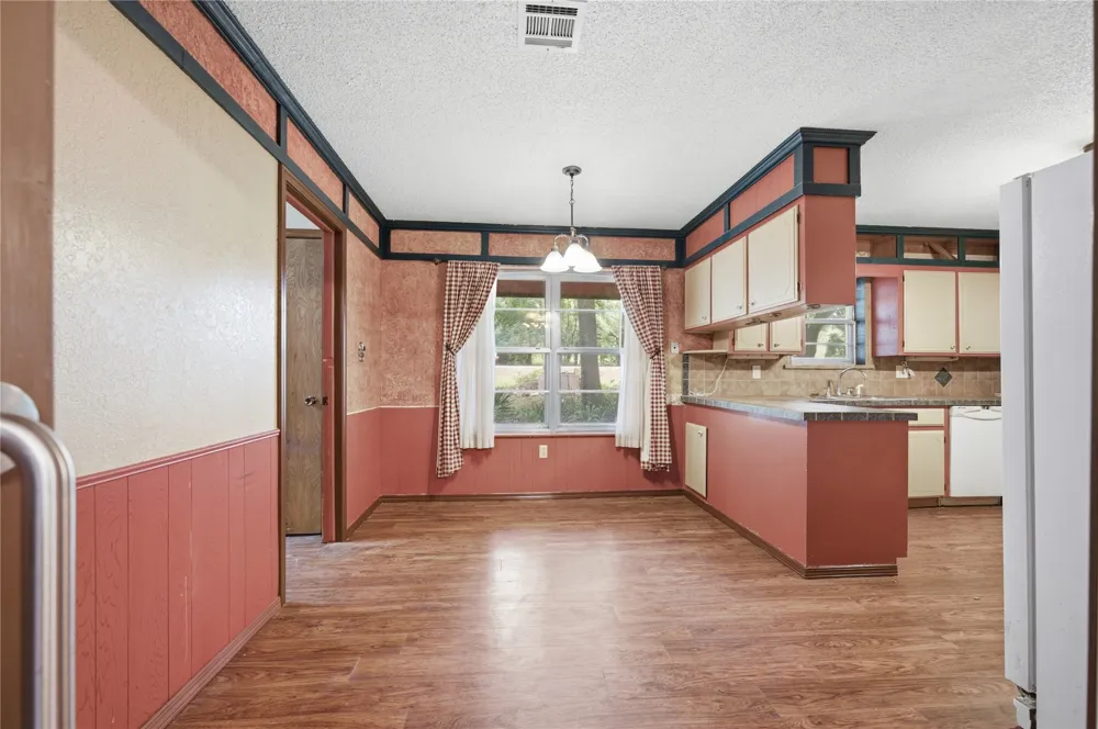 13925 E Crestview Road Claremore, OK 74019
