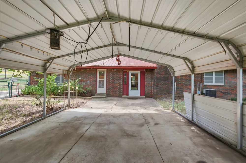13925 E Crestview Road Claremore, OK 74019