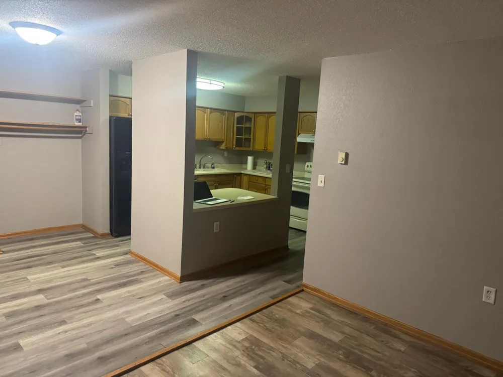 221 Grand Avenue W #306 South Saint Paul, MN 55075