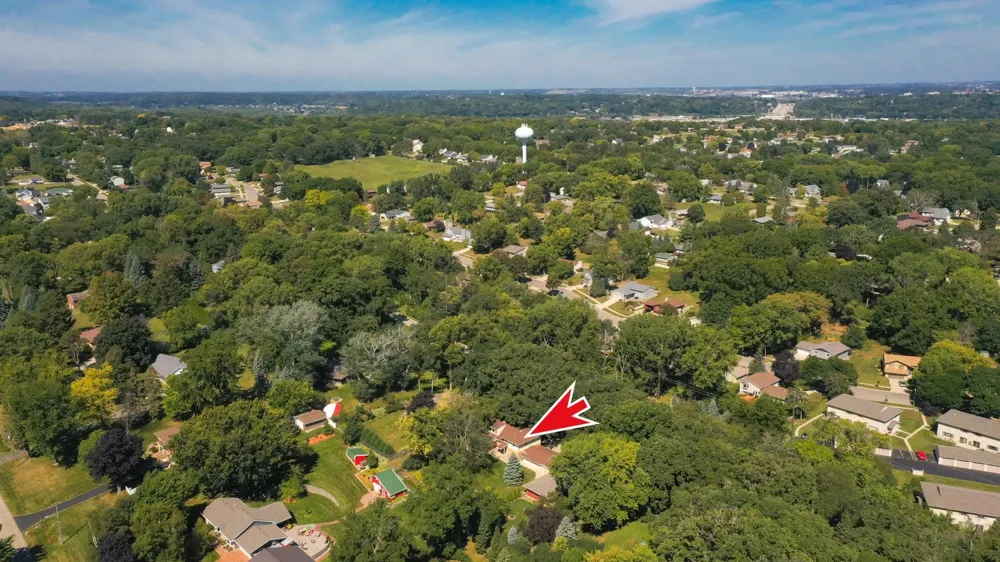 108 25th Street SW Rochester, MN 55902