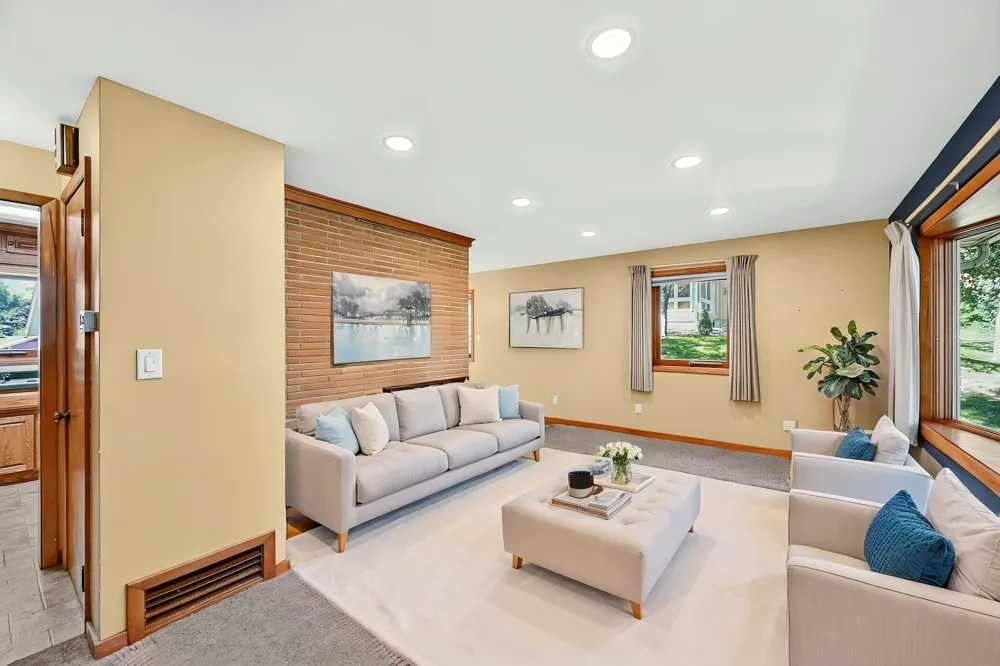 108 25th Street SW Rochester, MN 55902