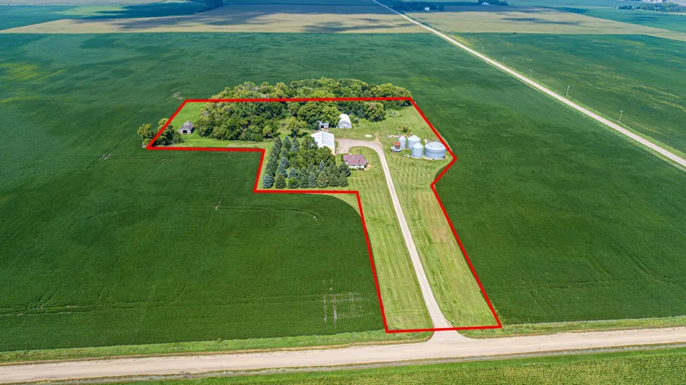 188 40th Street Dunnell, MN 56127