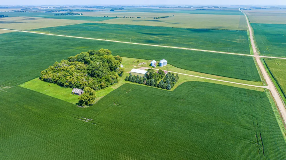 188 40th Street Dunnell, MN 56127