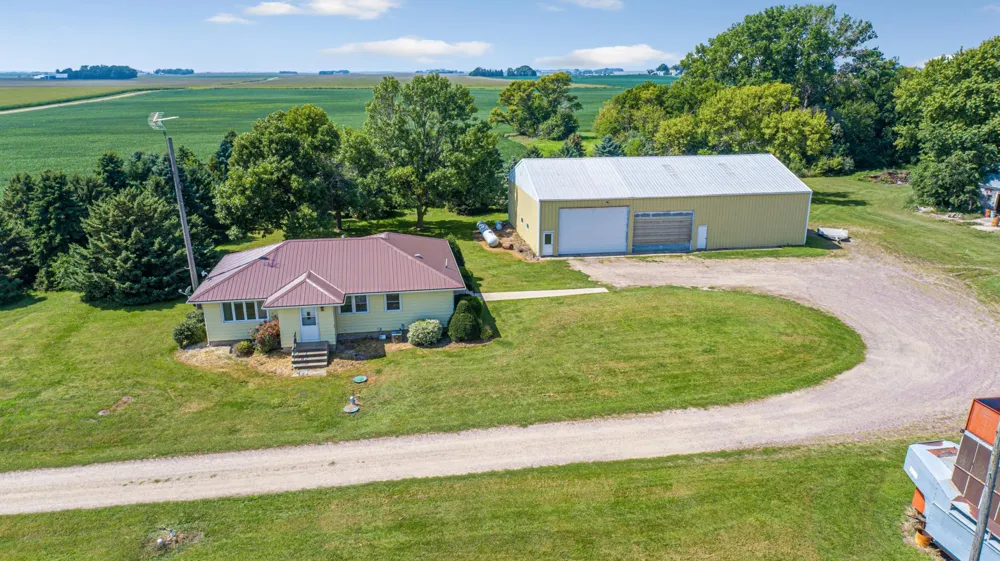 188 40th Street Dunnell, MN 56127