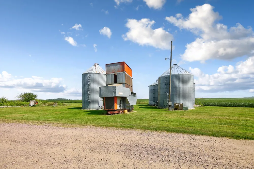 188 40th Street Dunnell, MN 56127