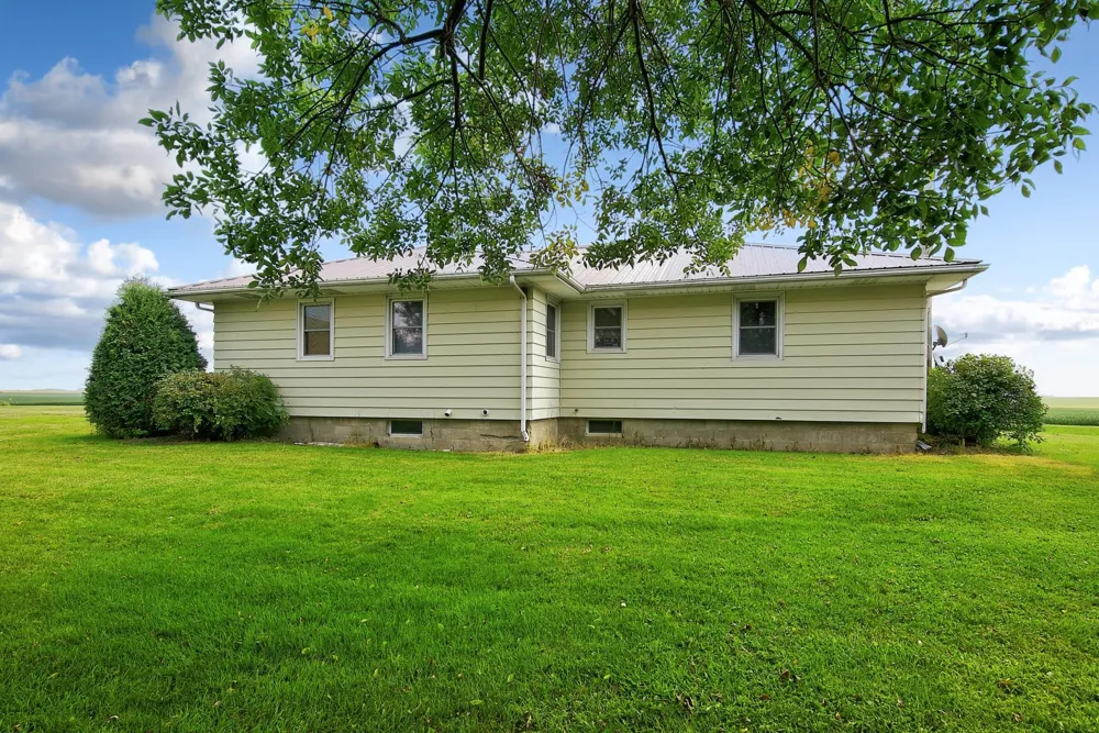 188 40th Street Dunnell, MN 56127