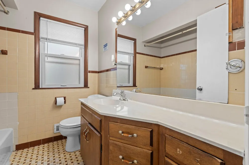 6301 S 5th Avenue S Richfield, MN 55423