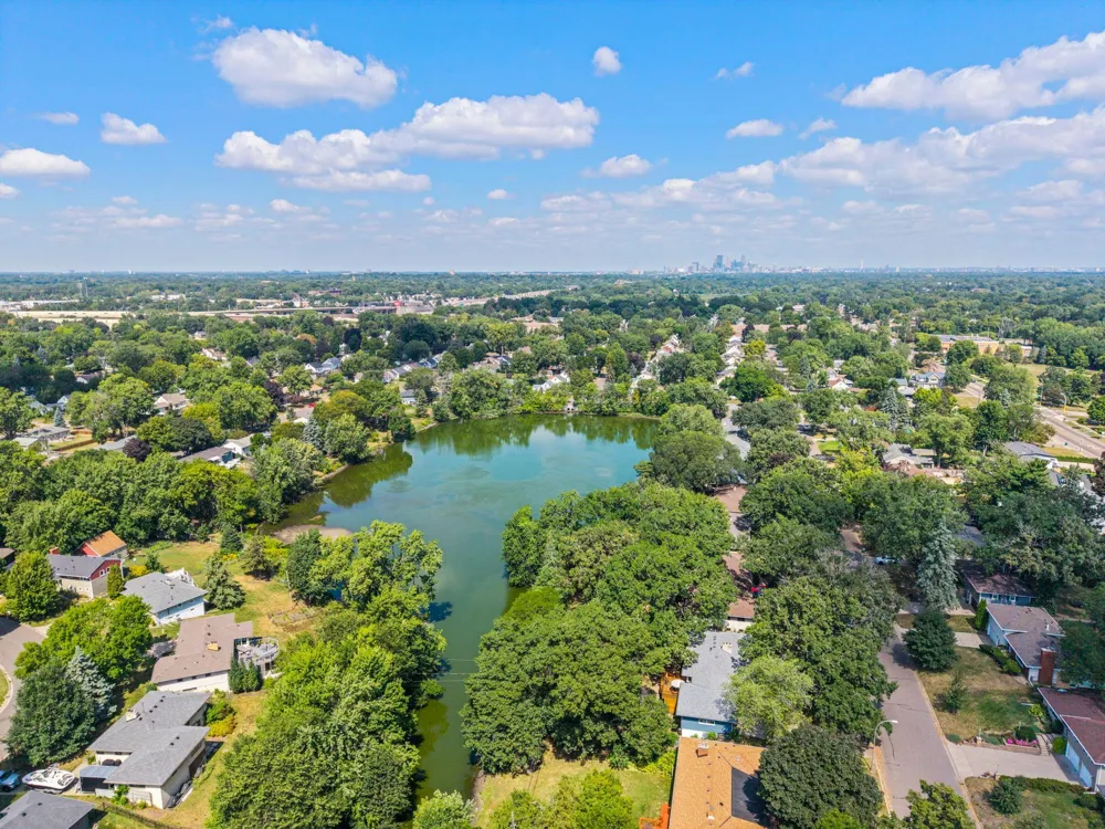 6301 S 5th Avenue S Richfield, MN 55423