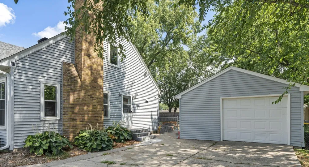 6301 S 5th Avenue S Richfield, MN 55423