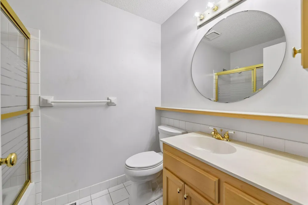 1254 Archer Lane Plymouth, MN 55447