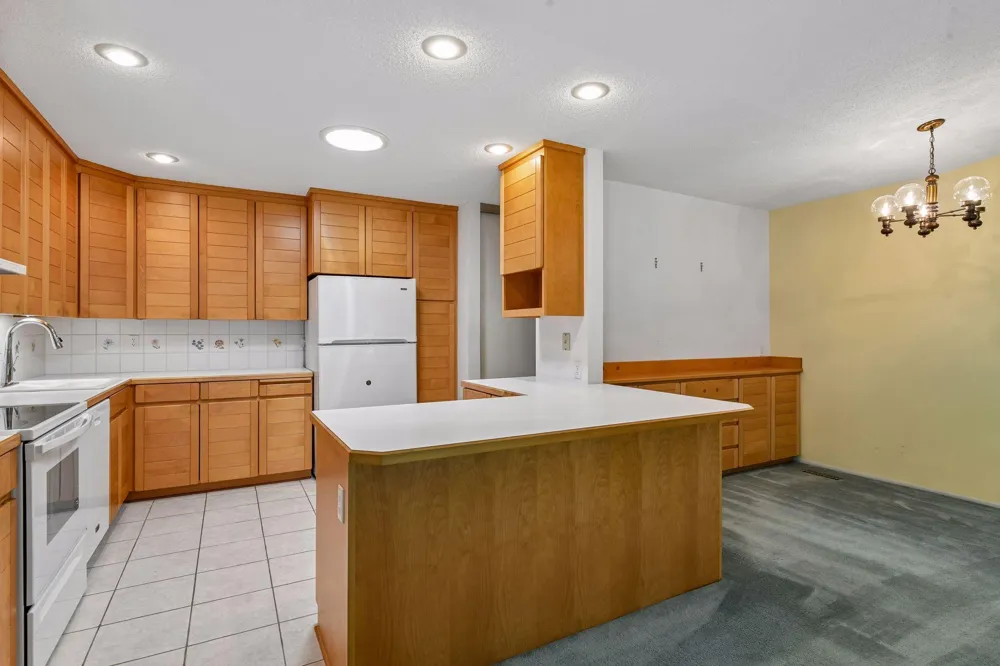 1254 Archer Lane Plymouth, MN 55447