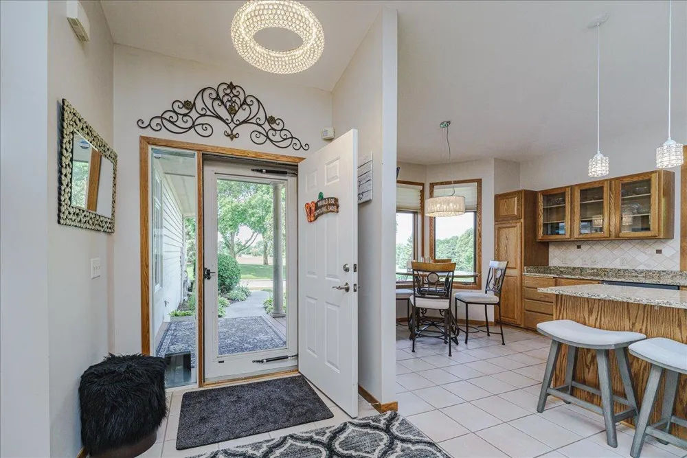 3084 Wilds Ridge Court NW Prior Lake, MN 55372