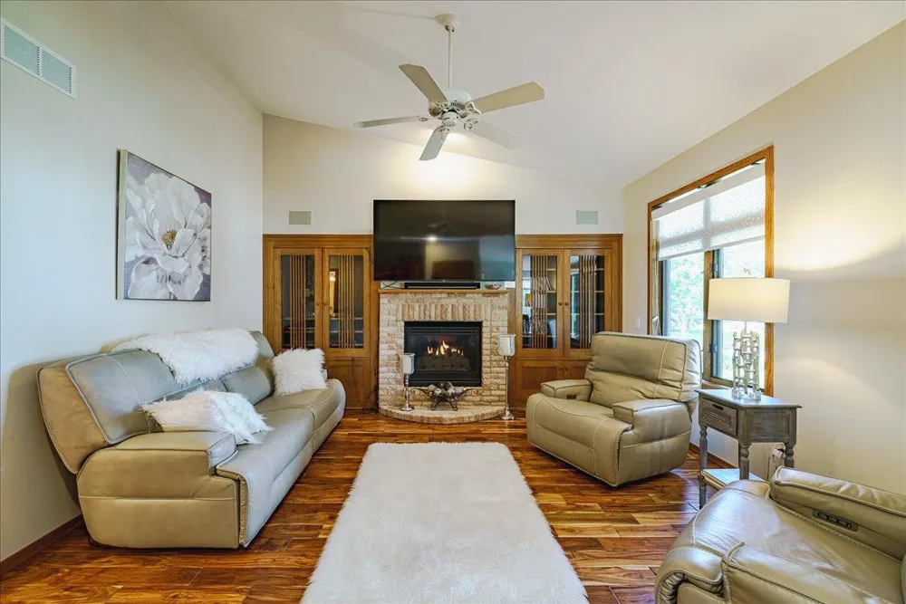 3084 Wilds Ridge Court NW Prior Lake, MN 55372