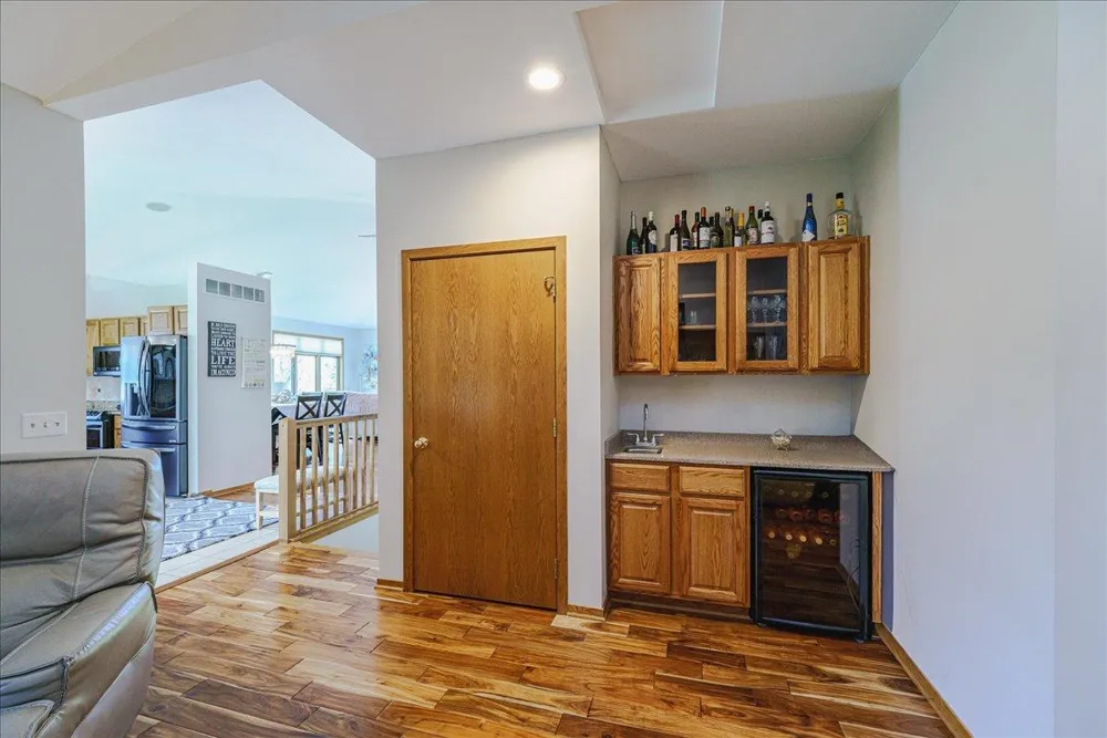3084 Wilds Ridge Court NW Prior Lake, MN 55372