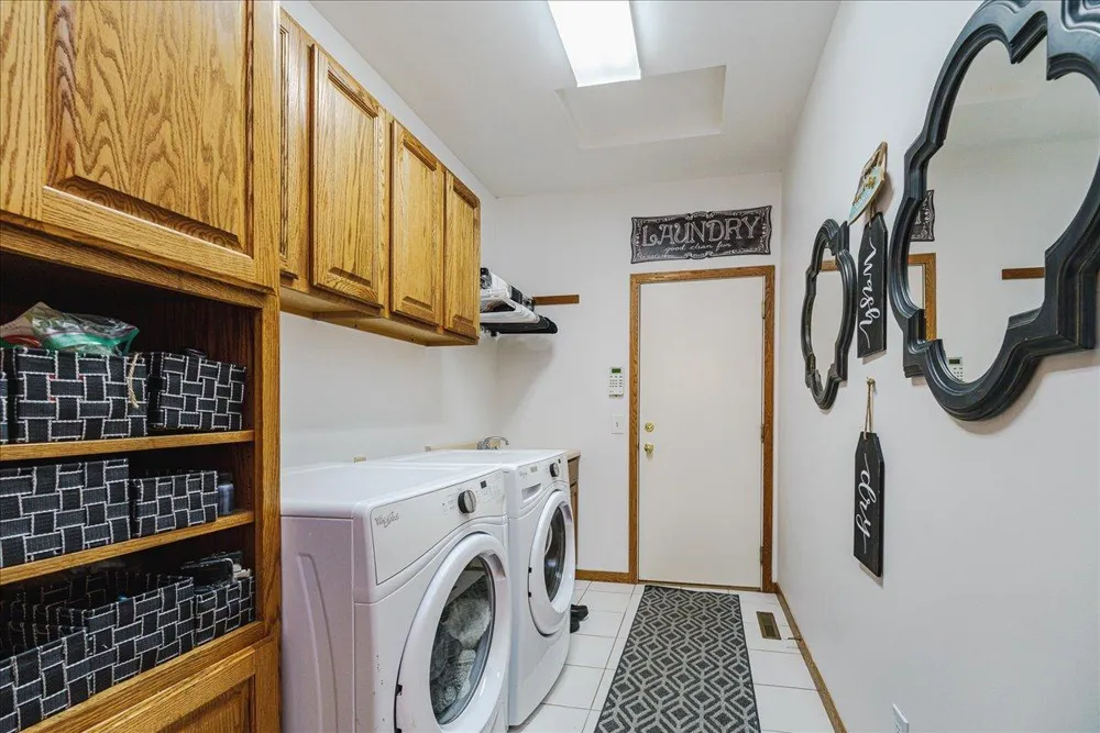 3084 Wilds Ridge Court NW Prior Lake, MN 55372