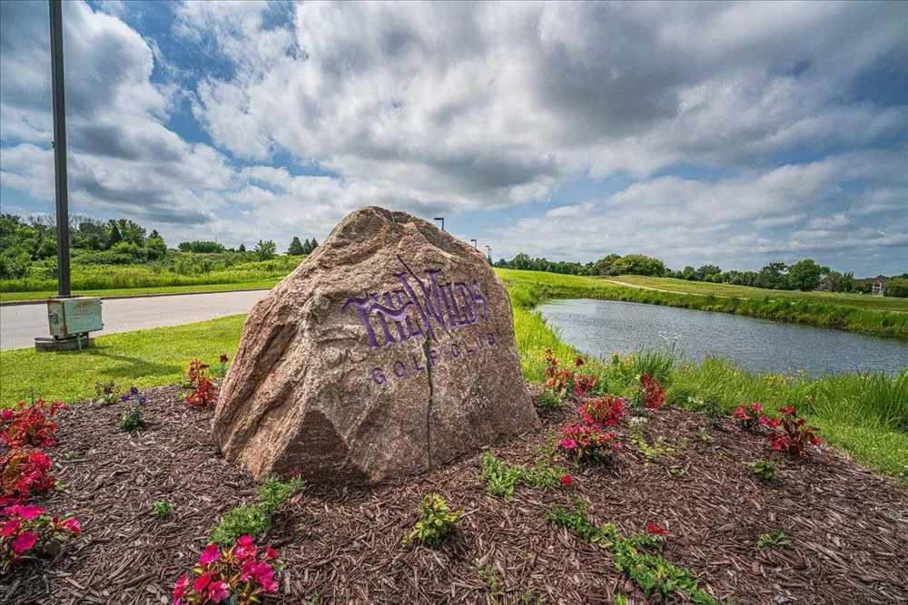 3084 Wilds Ridge Court NW Prior Lake, MN 55372