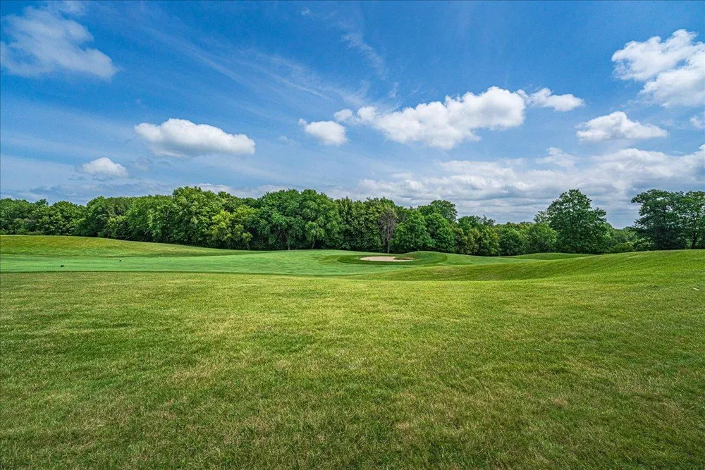 3084 Wilds Ridge Court NW Prior Lake, MN 55372