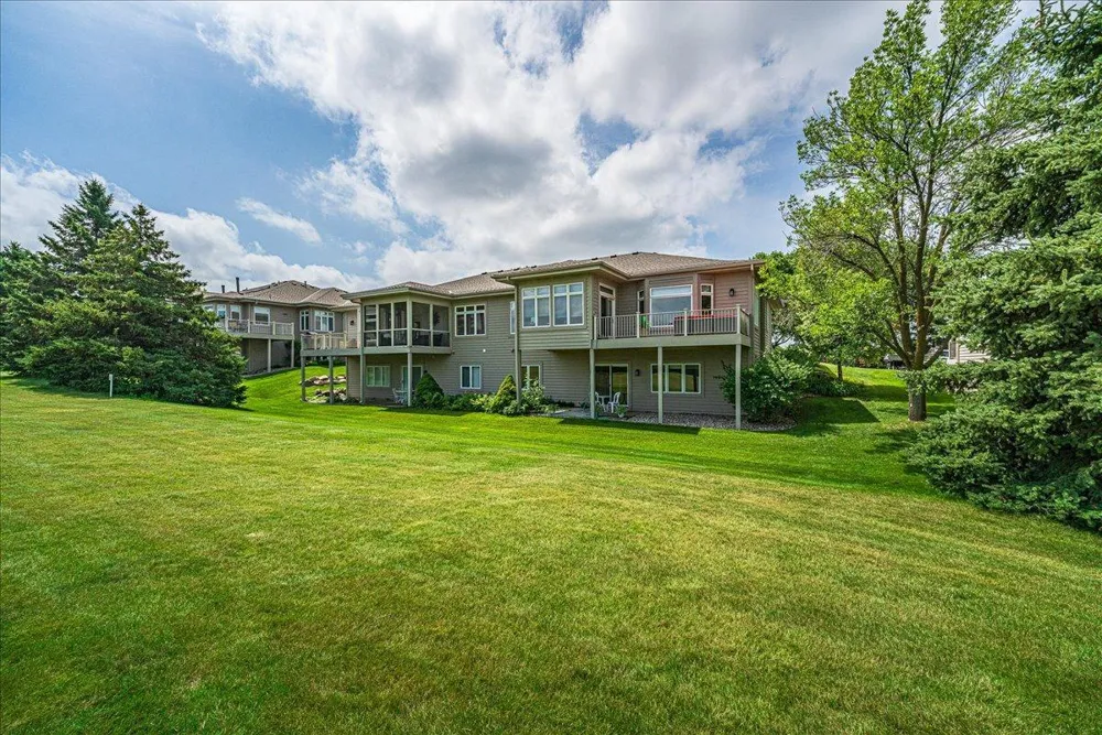 3084 Wilds Ridge Court NW Prior Lake, MN 55372