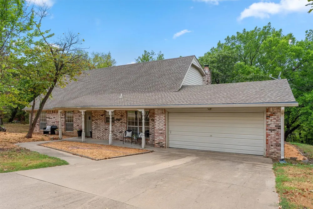 2145 Mountain Drive Bartlesville, OK 74003