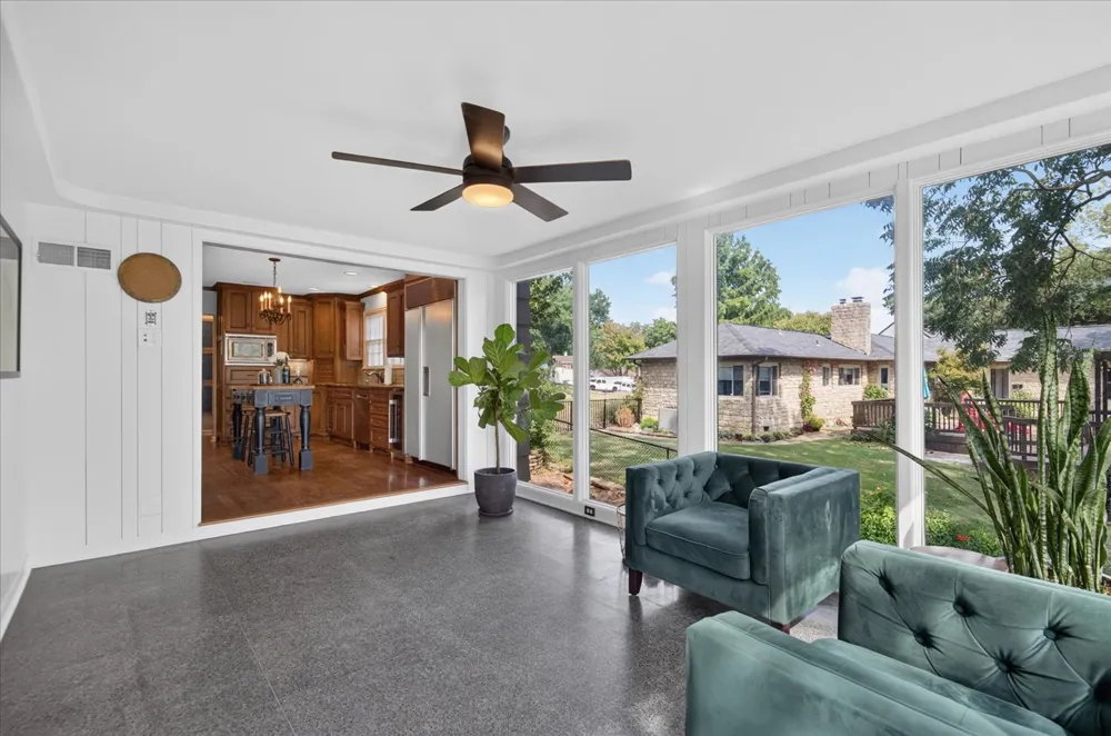 1930 Southview Avenue Bartlesville, OK 74003