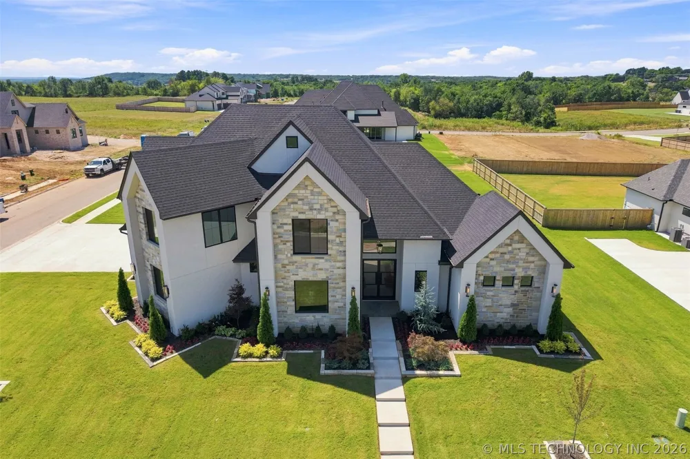 320 W 138th Street Bixby, OK 74008