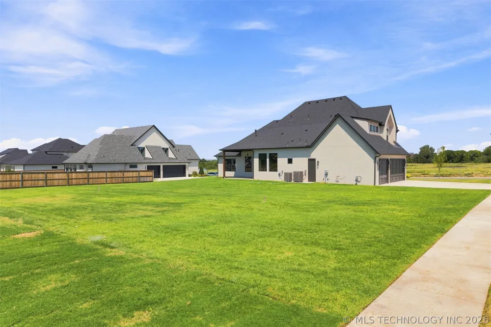 320 W 138th Street Bixby, OK 74008