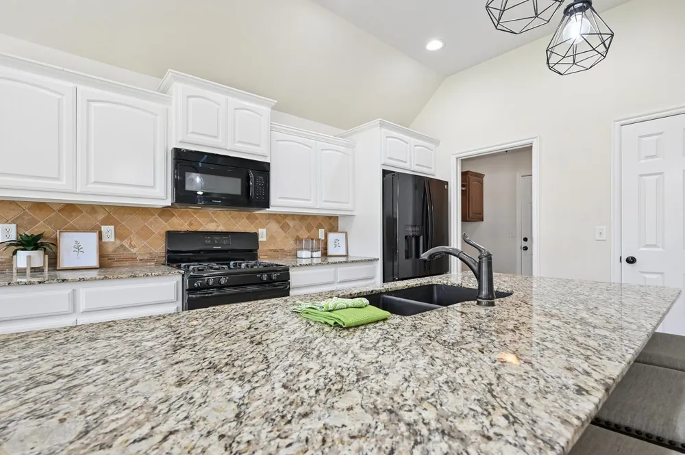 4665 S 202nd EastAvenue Broken Arrow, OK 74014