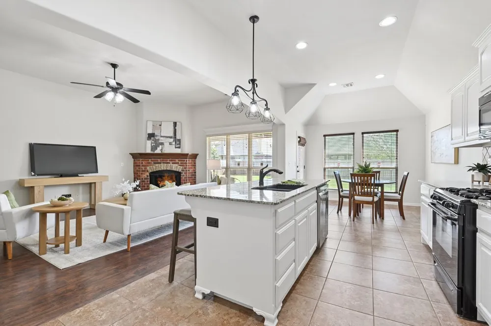 4665 S 202nd EastAvenue Broken Arrow, OK 74014