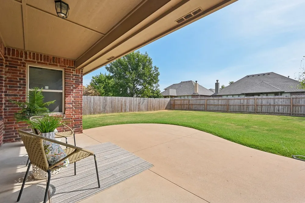 4665 S 202nd EastAvenue Broken Arrow, OK 74014