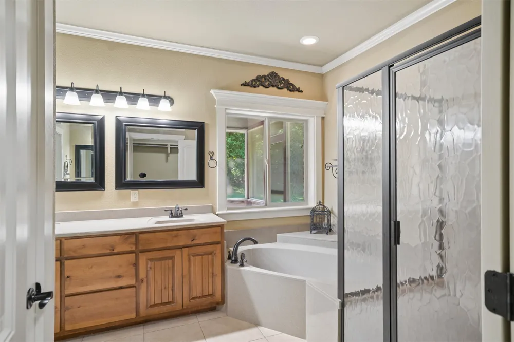 15254 E 486 ROAD Claremore, OK 74019