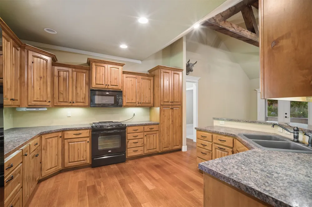 15254 E 486 ROAD Claremore, OK 74019