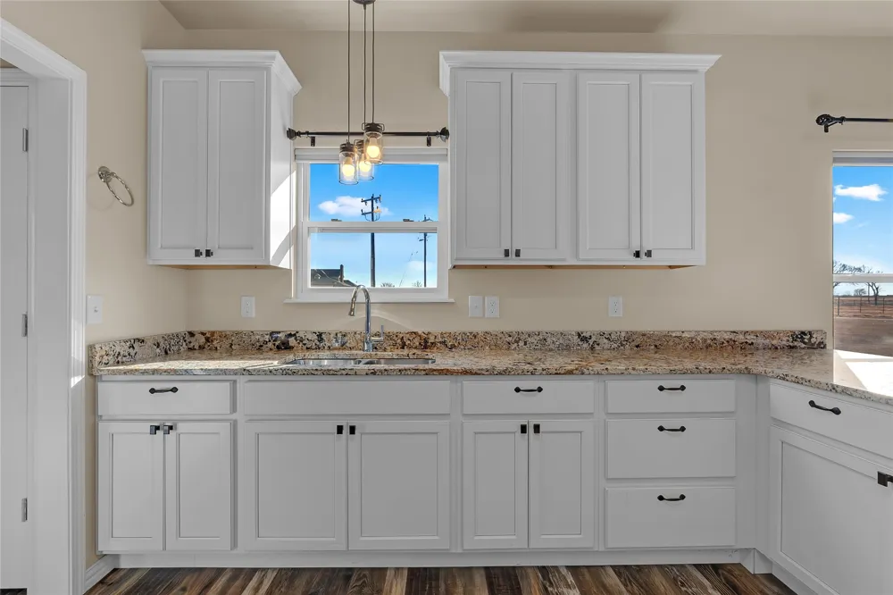 4224 Alt 75 Highway Beggs, OK 74421