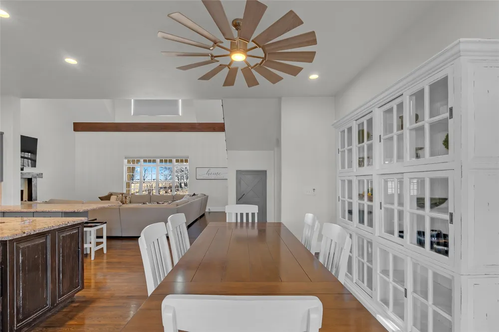 4224 Alt 75 Highway Beggs, OK 74421
