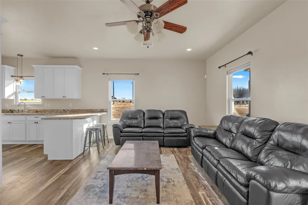 4224 Alt 75 Highway Beggs, OK 74421
