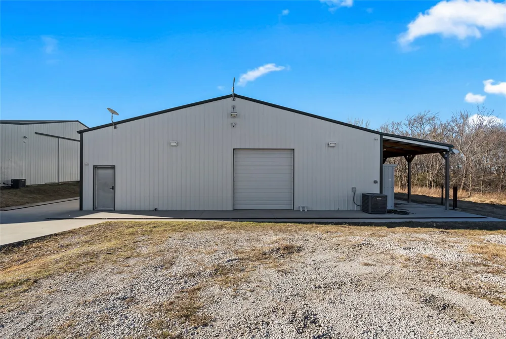 4224 Alt 75 Highway Beggs, OK 74421