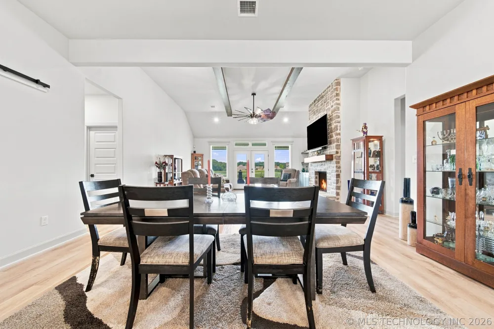 7112 E Queens Street Broken Arrow, OK 74014