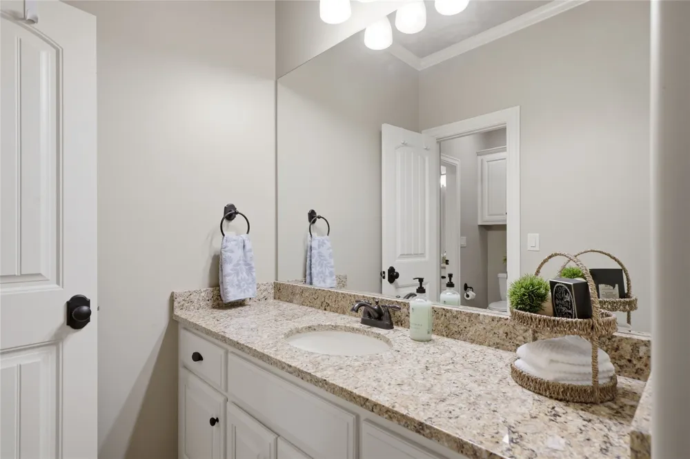 5713 W Austin Street Broken Arrow, OK 74011